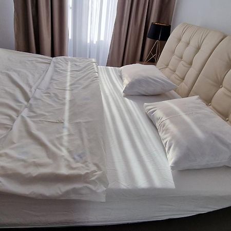 Apartament Maradeya Navodari Bagian luar foto